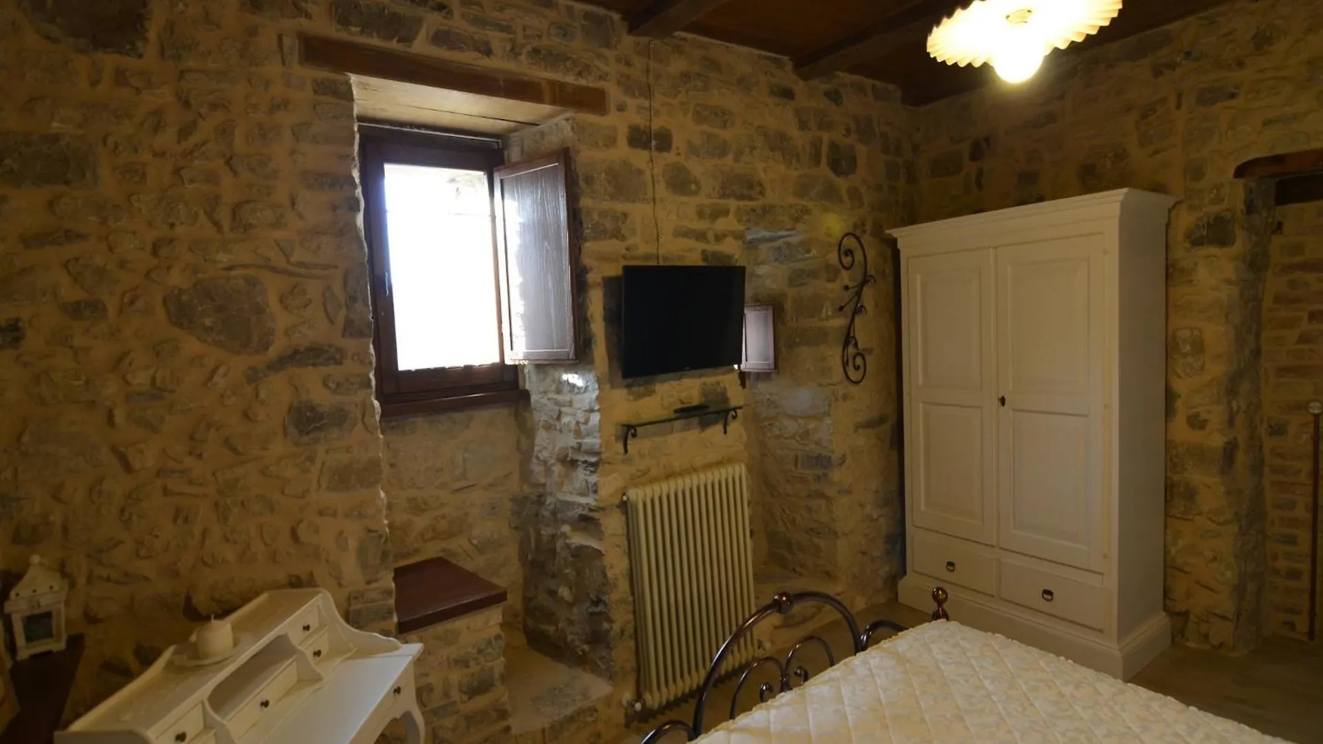 Appealing Apartment In Petrella Guidi With Near Centre